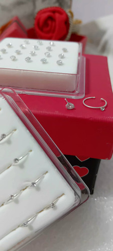 پیرسینگ بینی نگین دار ظریف نقره ۹۲۵ وارداتی