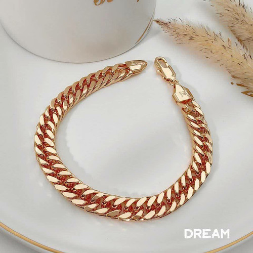 دستبند کارتیه طلایی طرح طلا زنانه مردانه.رنگ ثابت آبکاری طلا۱۸