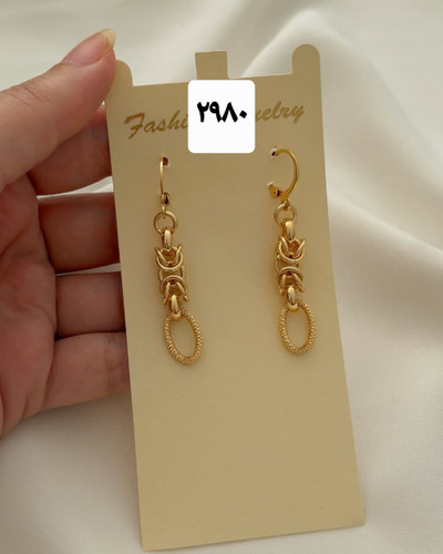 گوشواره طلاروس آویز حلقه ای باتنوع.کاملاطرح طلارنگ ثابت تضمینی. برندمعتبر شین